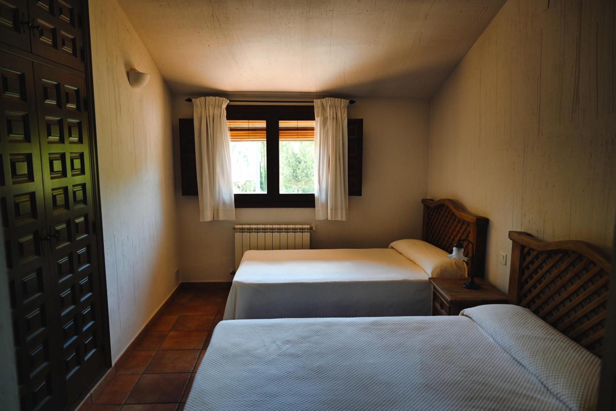 Casa Rural Nelia บีญัลบา เด ลาเซียร์รา ภายนอก รูปภาพ